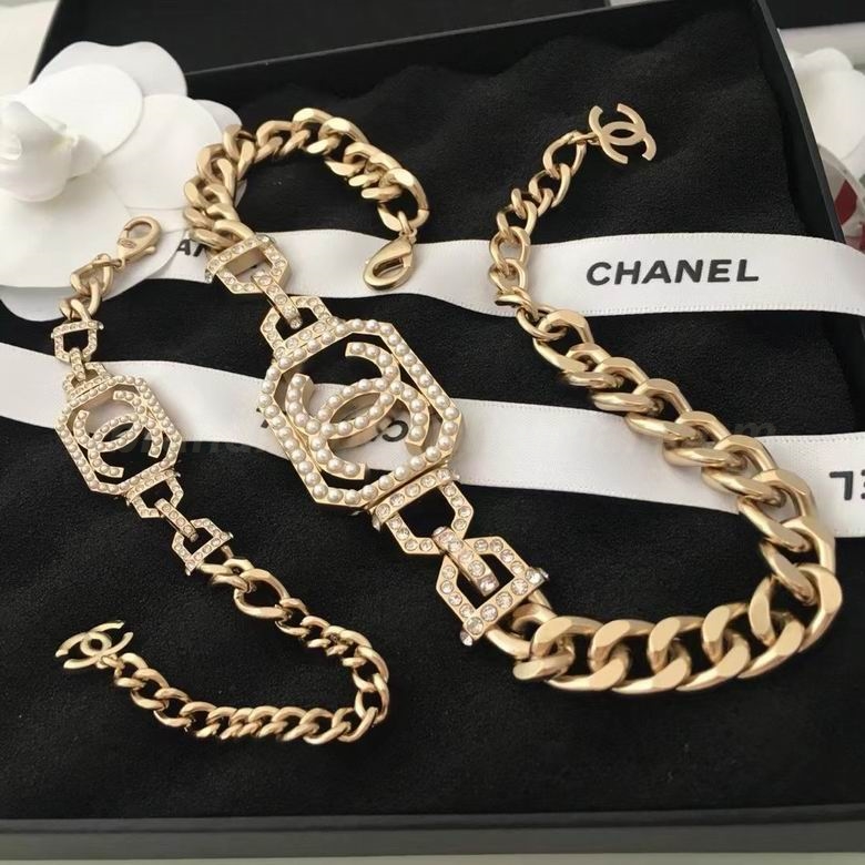 Chanel Necklaces 135